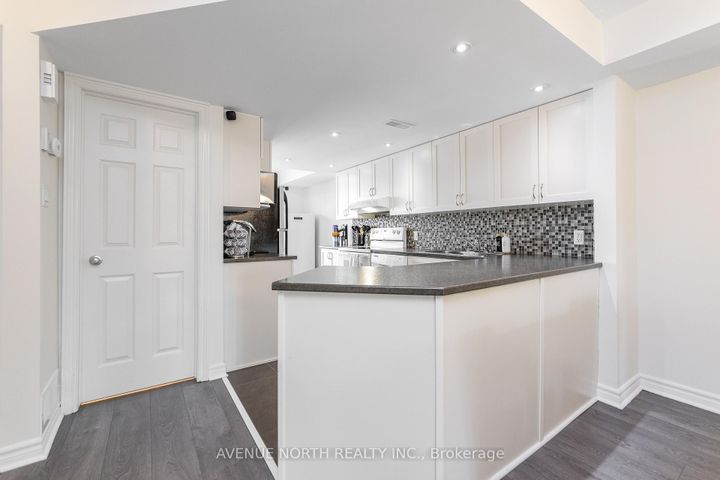 Photo 14 at 573B Chapman Mills Drive, Nepean (Strandherd), Ottawa