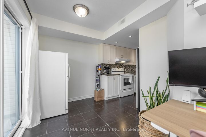 Photo 22 at 573B Chapman Mills Drive, Nepean (Strandherd), Ottawa