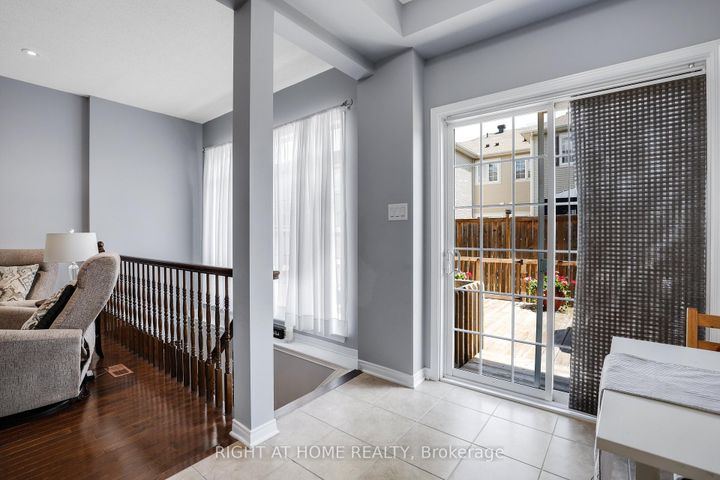 Photo 14 at 577 Ashbourne Crescent, Nepean (Stonebridge), Ottawa