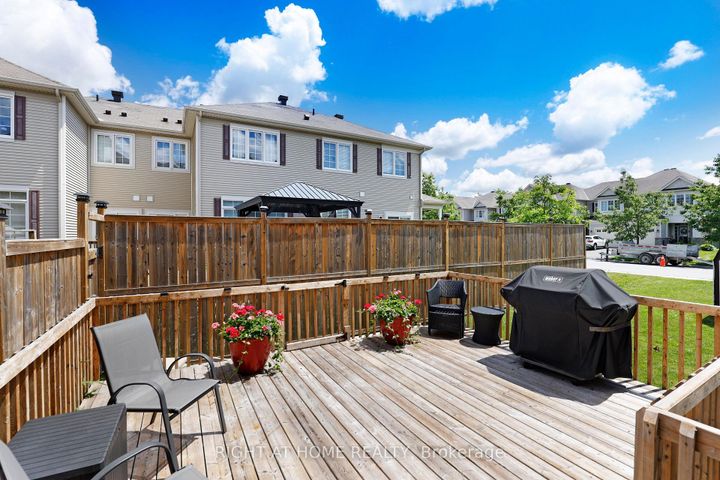 Photo 25 at 577 Ashbourne Crescent, Nepean (Stonebridge), Ottawa
