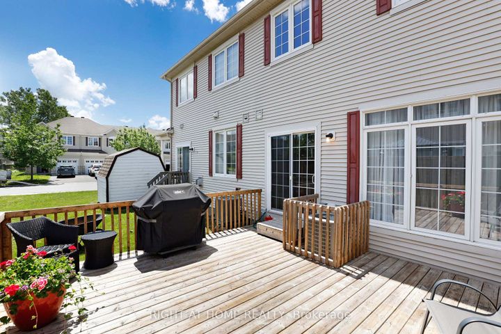 Photo 26 at 577 Ashbourne Crescent, Nepean (Stonebridge), Ottawa