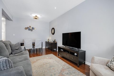 Photo 9 at 577 Ashbourne Crescent, Nepean (Stonebridge), Ottawa