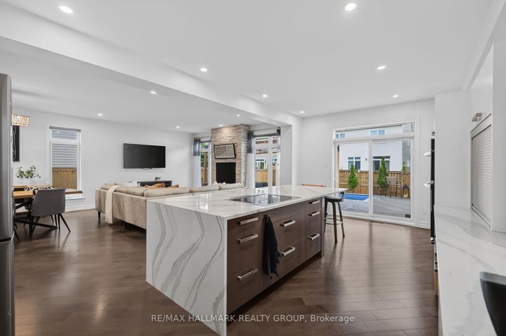 Photo 15 at 878 EXCURSION Way, Nepean (Half Moon Bay), Ottawa