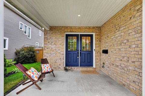 Photo 2 at 878 EXCURSION Way, Nepean (Half Moon Bay), Ottawa