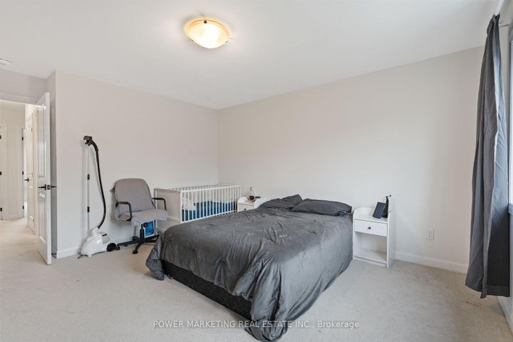 Photo 17 at 925 Athenry Court, Nepean (Half Moon Bay), Ottawa