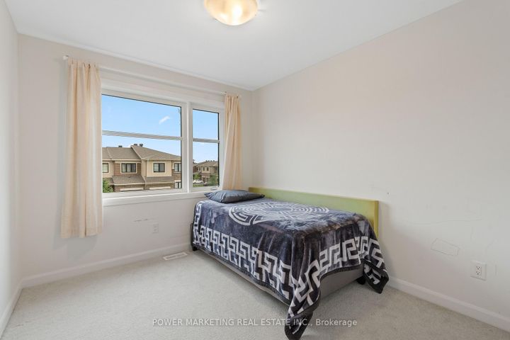 Photo 21 at 925 Athenry Court, Nepean (Half Moon Bay), Ottawa