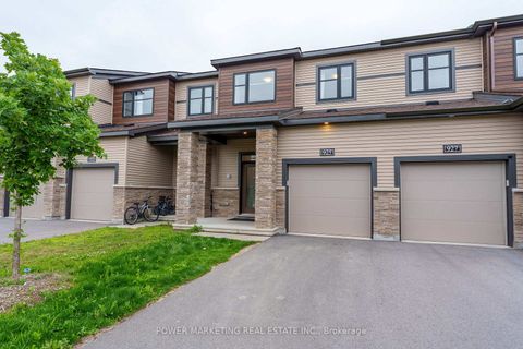 Photo 1 at 925 Athenry Court, Nepean (Half Moon Bay), Ottawa
