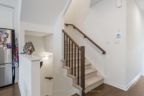 Photo 6 at 925 Athenry Court, Nepean (Half Moon Bay), Ottawa
