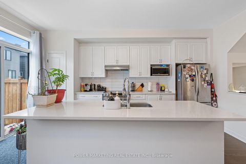 Photo 12 at 925 Athenry Court, Nepean (Half Moon Bay), Ottawa