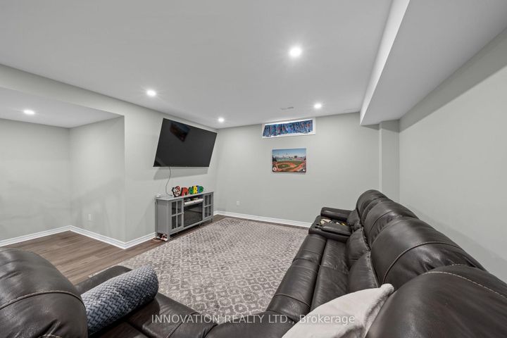 Photo 34 at 11 Bracewood Way, Nepean (Stonebridge), Ottawa