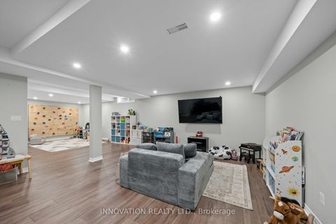 Photo 33 at 11 Bracewood Way, Nepean (Stonebridge), Ottawa