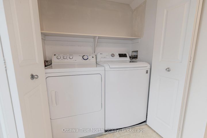 Photo 14 at 9 - 276 Keltie Private, Nepean (Longfields), Ottawa