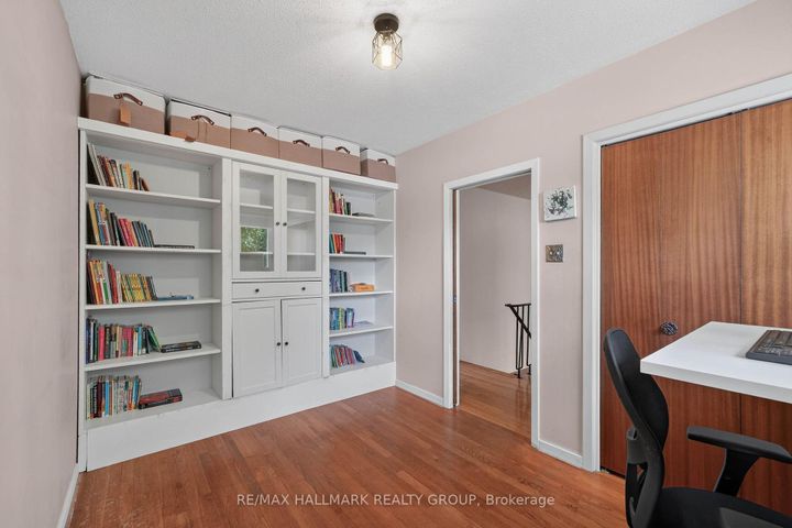 Photo 26 at 1038 Arnot Road, Nepean (Courtland Park), Ottawa