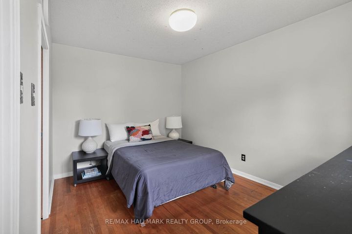Photo 27 at 1038 Arnot Road, Nepean (Courtland Park), Ottawa