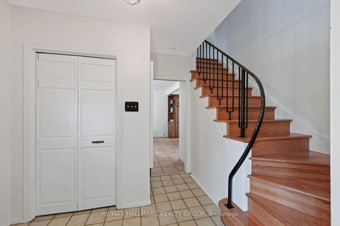 Photo 4 at 1038 Arnot Road, Nepean (Courtland Park), Ottawa