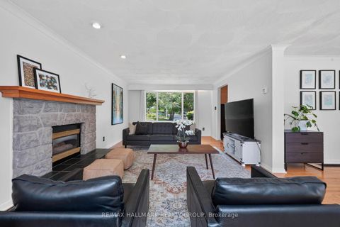 Photo 7 at 1038 Arnot Road, Nepean (Courtland Park), Ottawa
