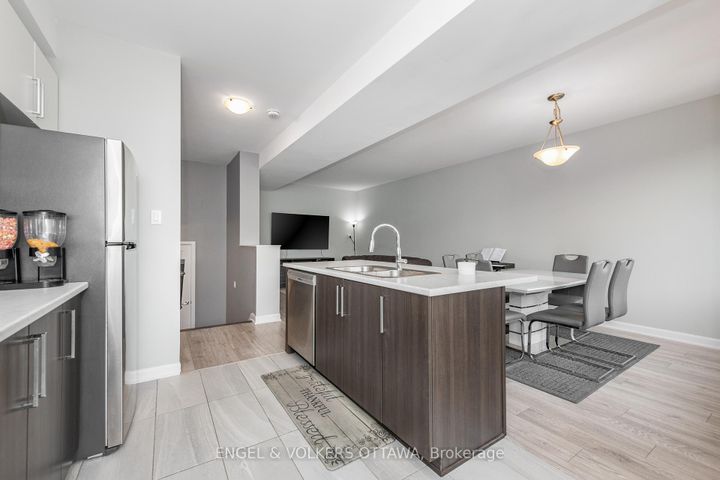 Photo 18 at 517 Galmoy Way, Nepean (Half Moon Bay), Ottawa