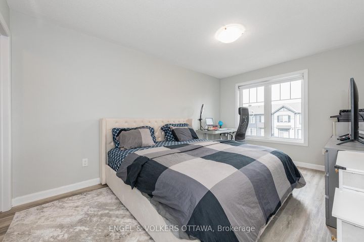 Photo 20 at 517 Galmoy Way, Nepean (Half Moon Bay), Ottawa