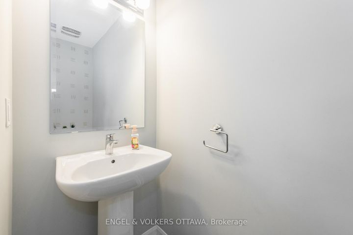 Photo 27 at 517 Galmoy Way, Nepean (Half Moon Bay), Ottawa