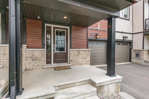 Photo 2 at 517 Galmoy Way, Nepean (Half Moon Bay), Ottawa