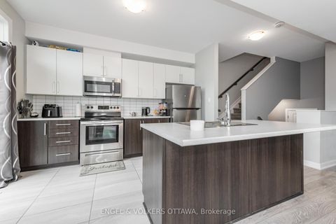 Photo 14 at 517 Galmoy Way, Nepean (Half Moon Bay), Ottawa