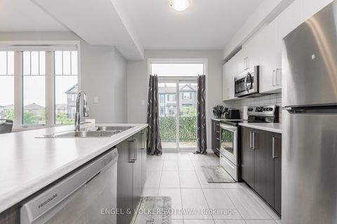 Photo 15 at 517 Galmoy Way, Nepean (Half Moon Bay), Ottawa