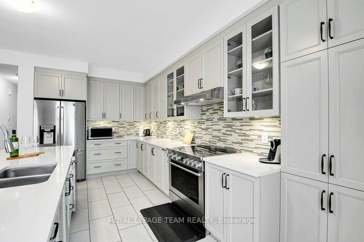 Photo 7 at 784 Cappamore Drive, Nepean (Half Moon Bay), Ottawa