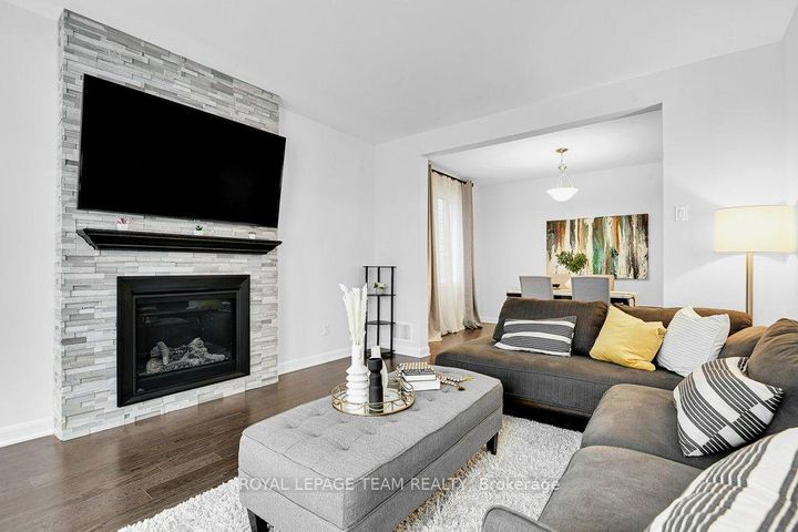 Photo 10 at 784 Cappamore Drive, Nepean (Half Moon Bay), Ottawa