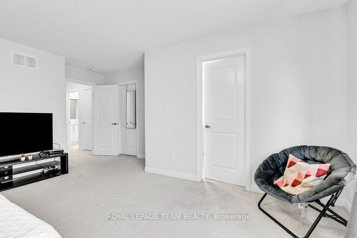 Photo 14 at 784 Cappamore Drive, Nepean (Half Moon Bay), Ottawa