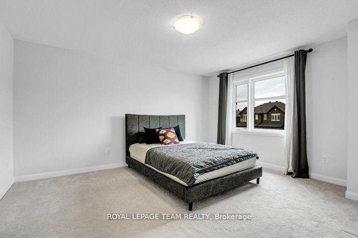Photo 24 at 784 Cappamore Drive, Nepean (Half Moon Bay), Ottawa