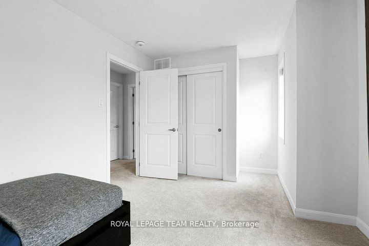 Photo 25 at 784 Cappamore Drive, Nepean (Half Moon Bay), Ottawa