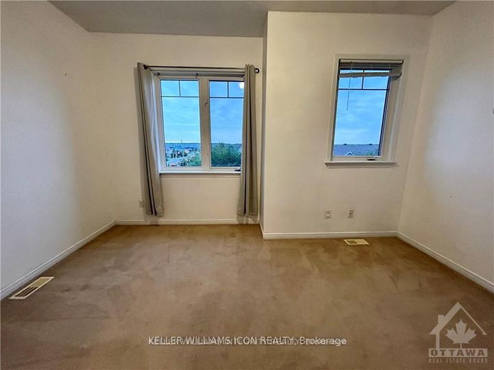 Photo 6 at 146 Urbancrest Private, Nepean (Stonebridge), Ottawa