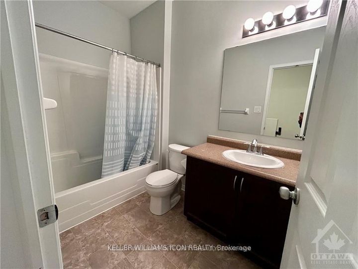 Photo 9 at 146 Urbancrest Private, Nepean (Stonebridge), Ottawa