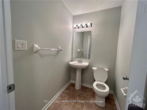 Photo 2 at 146 Urbancrest Private, Nepean (Stonebridge), Ottawa