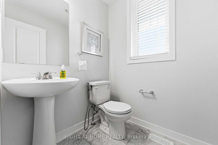 Photo 16 at 105 Alamo Street, Nepean (Half Moon Bay), Ottawa