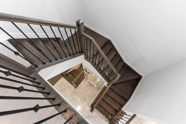 Photo 20 at 105 Alamo Street, Nepean (Half Moon Bay), Ottawa