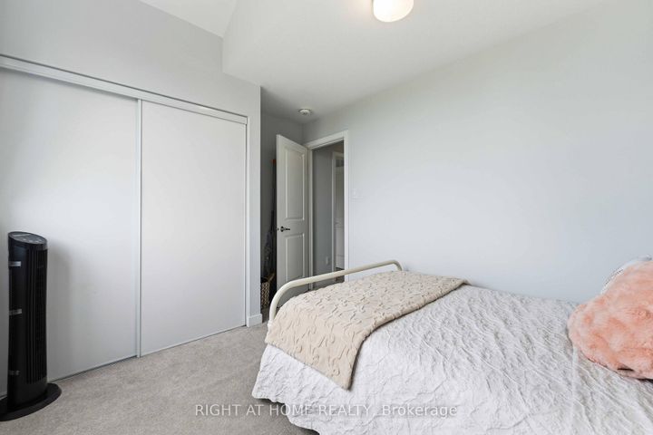 Photo 35 at 105 Alamo Street, Nepean (Half Moon Bay), Ottawa