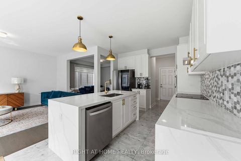 Photo 12 at 105 Alamo Street, Nepean (Half Moon Bay), Ottawa