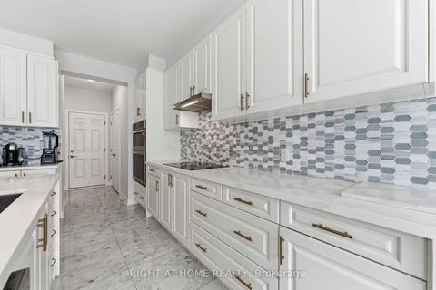 Photo 13 at 105 Alamo Street, Nepean (Half Moon Bay), Ottawa
