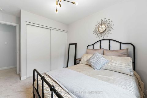 Photo 28 at 105 Alamo Street, Nepean (Half Moon Bay), Ottawa