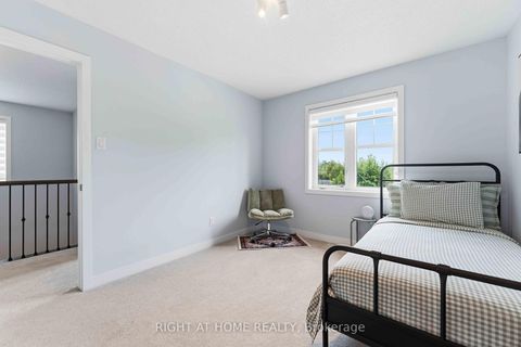 Photo 32 at 105 Alamo Street, Nepean (Half Moon Bay), Ottawa