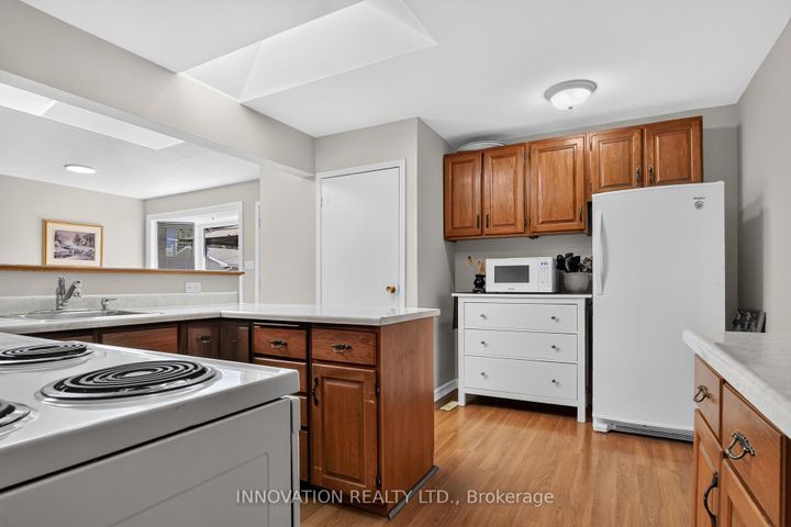 Photo 9 at 13 Dorland Crescent, Nepean (Lynwood Village), Ottawa