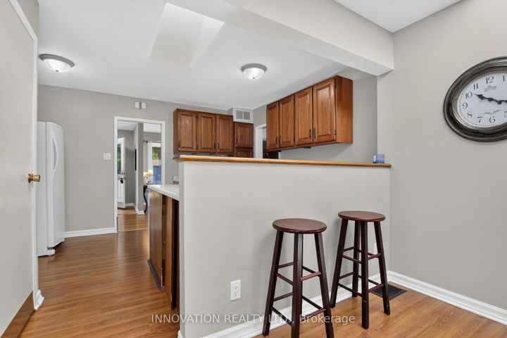 Photo 11 at 13 Dorland Crescent, Nepean (Lynwood Village), Ottawa