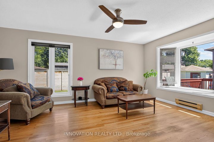 Photo 19 at 13 Dorland Crescent, Nepean (Lynwood Village), Ottawa