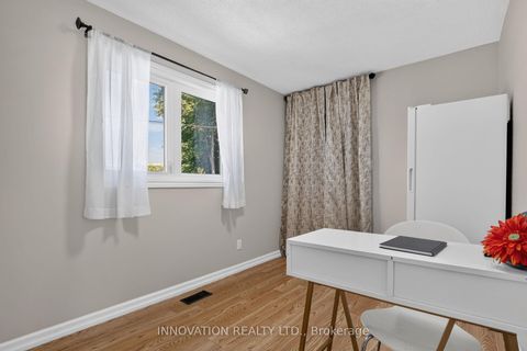 Photo 17 at 13 Dorland Crescent, Nepean (Lynwood Village), Ottawa