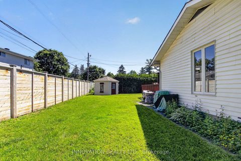 Photo 37 at 13 Dorland Crescent, Nepean (Lynwood Village), Ottawa