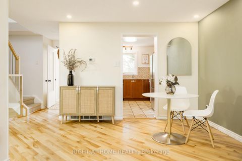 Photo 11 at 30 Berkshire Way, Nepean (Pheasant Run), Ottawa