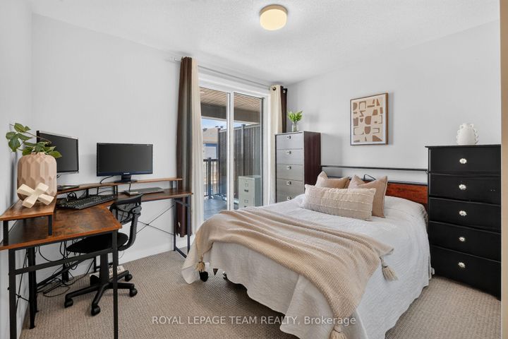 Photo 32 at 218 Parnian Private, Nepean (Half Moon Bay), Ottawa