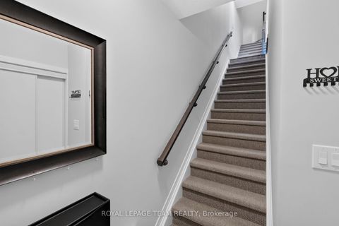 Photo 6 at 218 Parnian Private, Nepean (Half Moon Bay), Ottawa