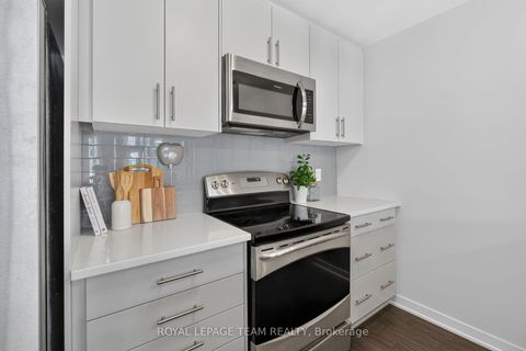 Photo 22 at 218 Parnian Private, Nepean (Half Moon Bay), Ottawa